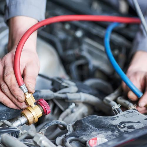 Как выбрать сервис для заправки автокондиционера