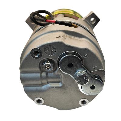 Компрессор кондиционера 65.28650-6005C 24V для экскаваторов Doosan; фотография №2