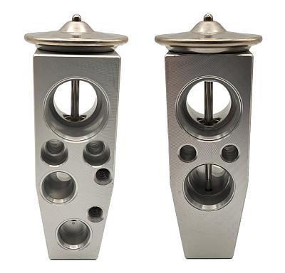 Расширительный клапан ТРВ 8851526080 для Toyota HiAce 3.0 турбодизель (2012-2019); Toyota Hilux 2.5 турбодизель (2005-2011)